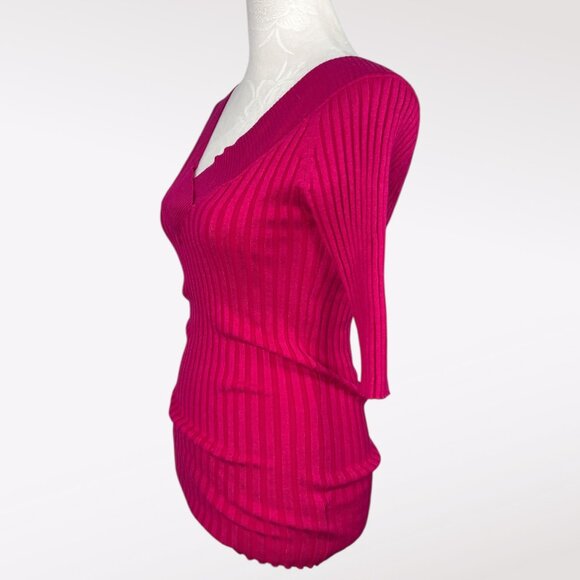 Hot Pink Ribbed V-Neck Sweater Y2K Fit City Streets Size Medium - Picture 4 of 8